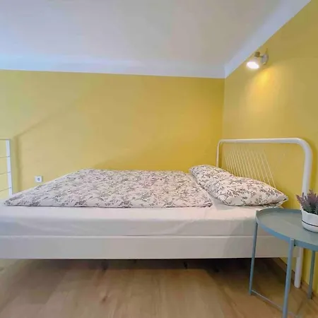 B Downtown Modern Daire Budapeşte