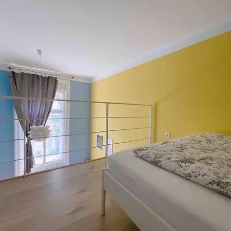 B Downtown Modern Apartman