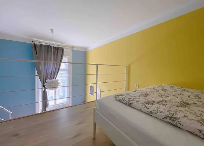 B Downtown Modern Apartament