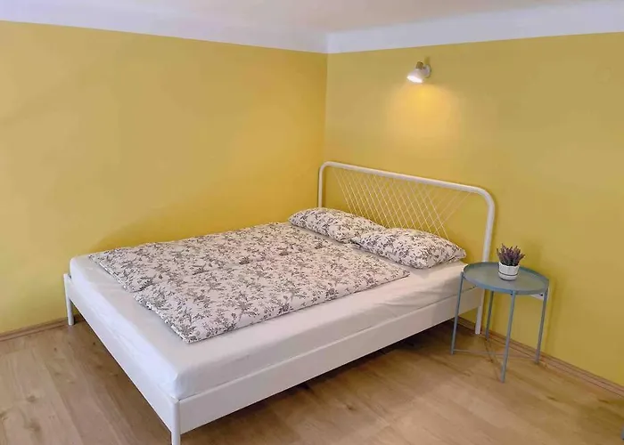 B Downtown Modern Apartament *